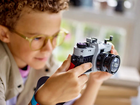 LEGO - Creator 3 In 1 Retro Camera 31147 261 Pieces