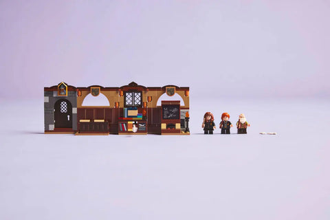 LEGO - Harry Potter Hogwarts Castle: Charms Class 76442 204 Pieces