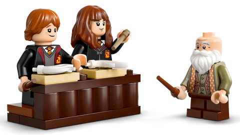LEGO - Harry Potter Hogwarts Castle: Charms Class 76442 204 Pieces