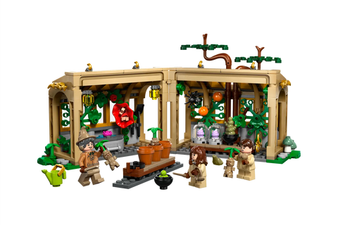 LEGO - Harry Potter Hogwarts Castle: Herbology Class 76445 390 Pieces