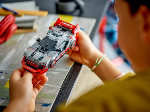 LEGO - Speed Champions Audi S1 e-tron quattro Race Car 76921 274 Pieces