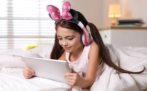 KIDDESIGNS Minnie Mouse Youth Wireless Headphones With Bow