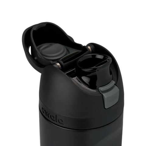 Owala FreeSip Insulated Water Bottle 24oz Very Very Dark