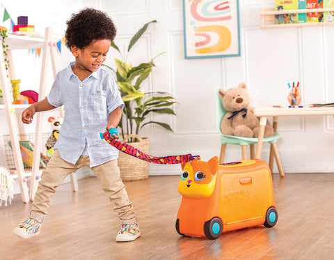 B. On the Gogo Cat Ride-On Suitcase