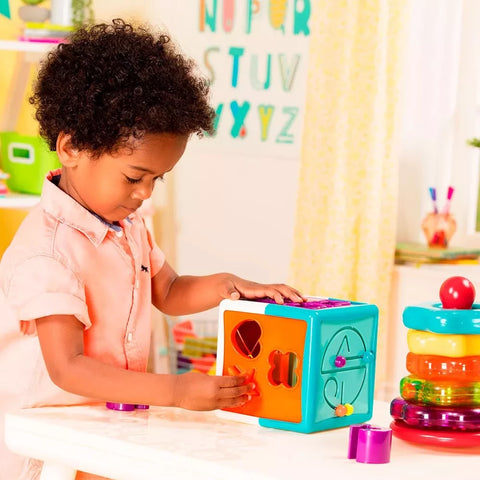 Battat Shape Sorter Cube 13 Pieces