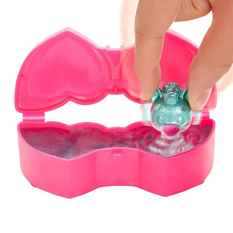 Barbie Color Reveal Pet Set in Sunglass-Shaped Case with 5 Surprises