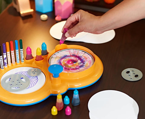 Crayola Spin & Spiral Art Station Deluxe Edition