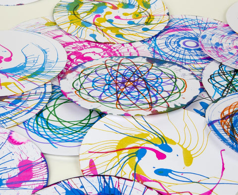 Crayola Spin & Spiral Art Station Deluxe Edition