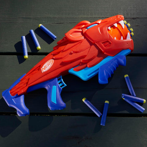 Hasbro Nerf Junior Wild Lionfury, Easy Play Dart Blaster, 16 Nerf Elite Darts