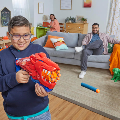 Hasbro Nerf Junior Wild Lionfury, Easy Play Dart Blaster, 16 Nerf Elite Darts