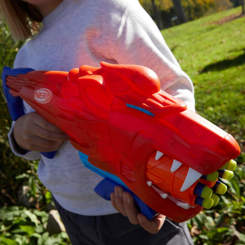 Hasbro Nerf Junior Wild Lionfury, Easy Play Dart Blaster, 16 Nerf Elite Darts