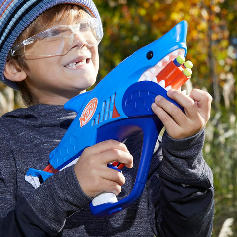 Hasbro Nerf Junior Wild Sharkfire Dart Blaster, 8 Nerf Elite Darts