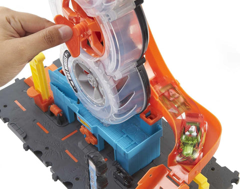 Hot Wheels City Super Twist Tire Shop Playset