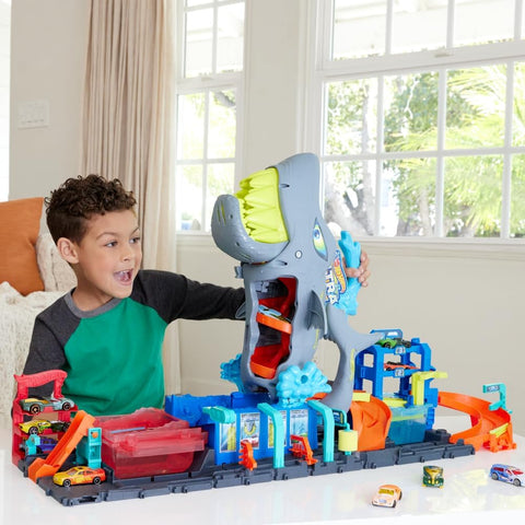 Hot Wheels City Ultra Shark Car Wash Playset