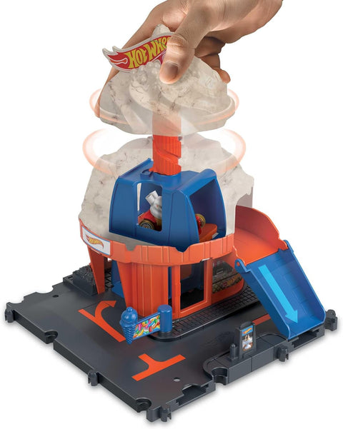 Hot Wheels Dowtown Ice Cream Swirl City Track Set