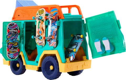 Hot Wheels Skate Tony Hawk Skate Van Playset With Exclusive Fingerboard & Removable Skate Shoes