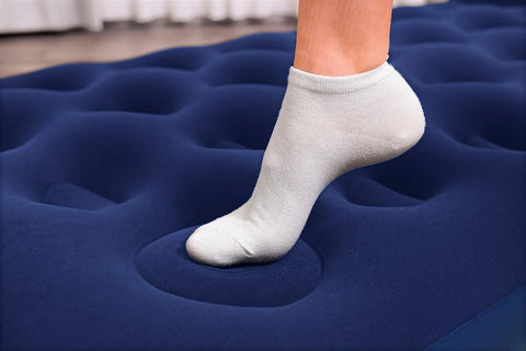 Bestway Pavillo Twin Airbed With Built-In Foot Pump 188x99x28cm