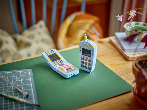 LEGO - Creator 3 In 1  Retro Telephone 31174 383 Pieces