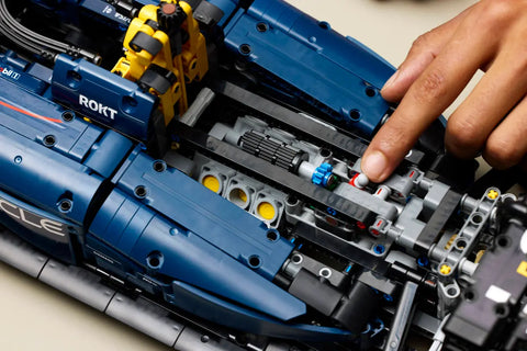 LEGO - Technic Oracle Red Bull Racing RB20 F1 Car 42206 1639 Pieces