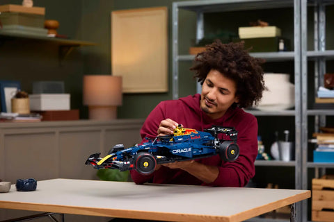 LEGO - Technic Oracle Red Bull Racing RB20 F1 Car 42206 1639 Pieces