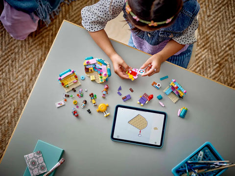 LEGO - Friends Heartlake City Candy Store 42649 376 Pieces