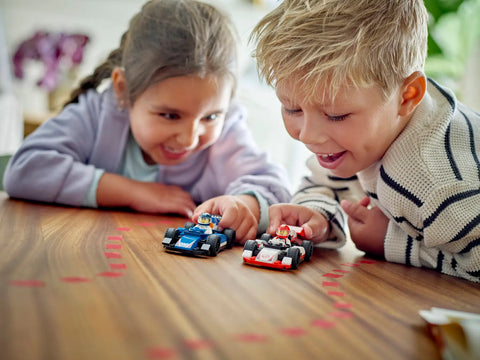 LEGO - F1 Williams Racing & Haas F1 Race Cars 60464 92 Pieces