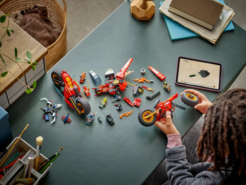 LEGO - Ninjago Dragons Rising Ninja Combat Vehicle 71844 561 Pieces