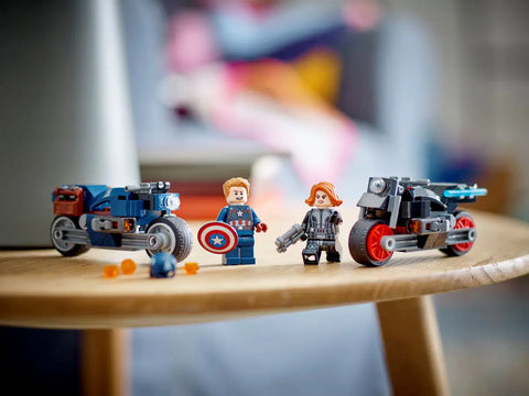 LEGO - Black Widow & Captain America Motorcycles 130 Pieces