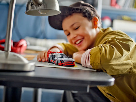 LEGO - Speed Champions Audi S1 e-tron quattro Race Car 76921 274 Pieces