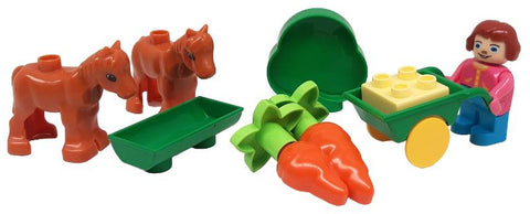 Unico Plus Country Farm Set with 2 Horses
