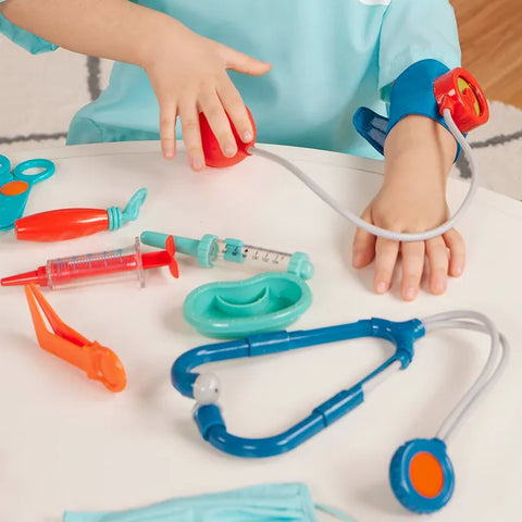 Battat Deluxe Doctor Kit