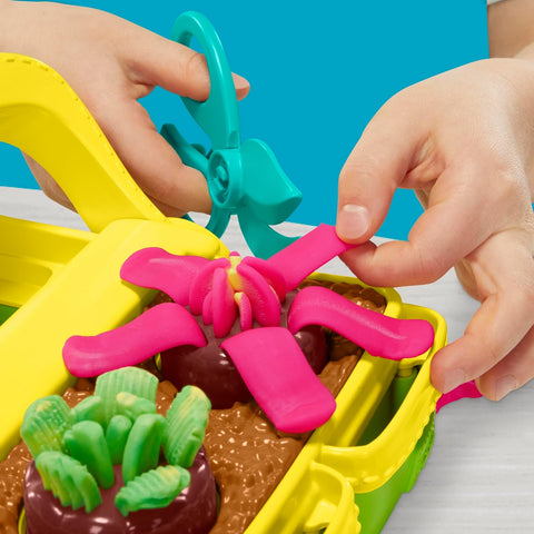Hasbro Play-Doh Blooming Flowers Playset