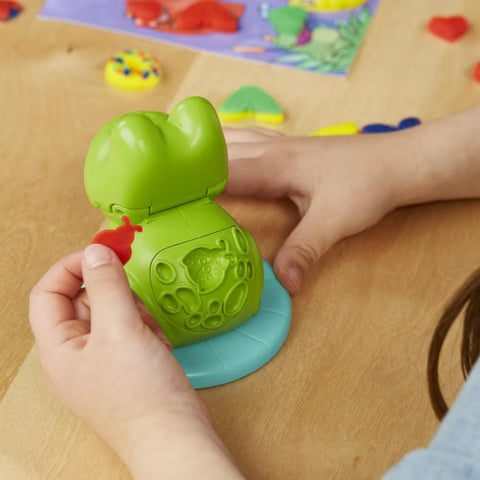 Hasbro Play-Doh Frog ‘n Colors Starter Set