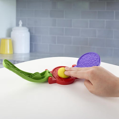 Hasbro Play-Doh Kitchen Creations Taco Time Play Food Set