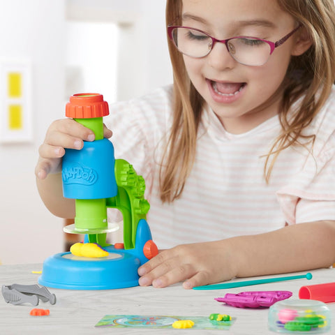 Hasbro Play-Doh Light & Look Microscope Playset
