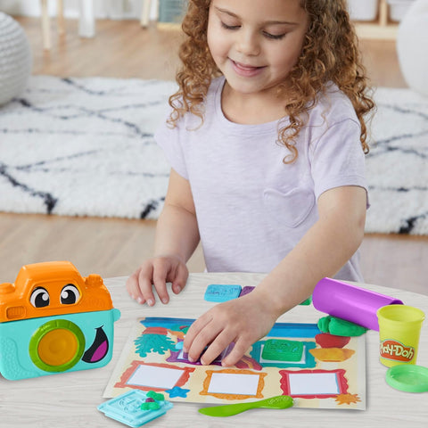 Hasbro Play-Doh Photo Fun Toy Camera Starter Set