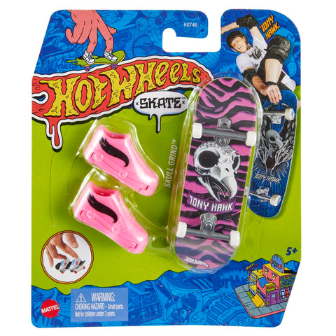 Hot Wheels Skateboard & Shoe Assortment