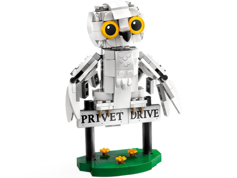 LEGO - Harry Potter Hedwig at 4 Privet Drive 337 Pieces