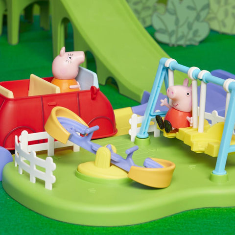 Peppa Pig All Around Peppa’s Town Set with Adjustable Track