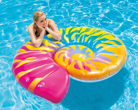 rainbow-seashell-inflatable-pool-float-58791-intex.webp