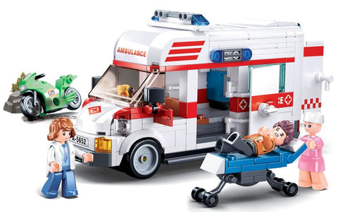 Sluban Town Ambulance 328 Pieces