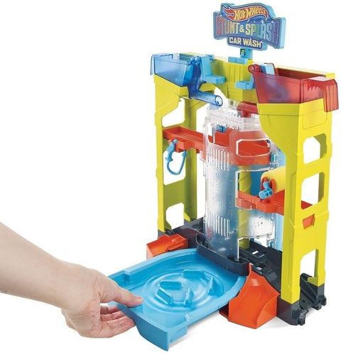 Stunt & Splash Car Wash Playset